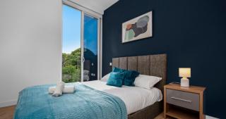 Stylish 2BR w Cinema, Gym, Games Room & Free Parking, Kew Gardens - Kew Bridge - 6