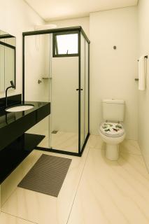 Apto Novo em Condominio no Centro de Foz - 1