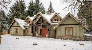 Alpine Whistler Retreat by Outpost Whistler - Whistler - 0