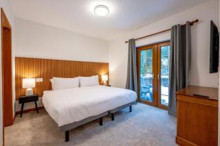 Alpine Whistler Retreat by Outpost Whistler - Whistler - 3