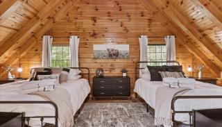 Trails End Cabin- Sauna, Arcade, Hot Tub, Firepit - 5