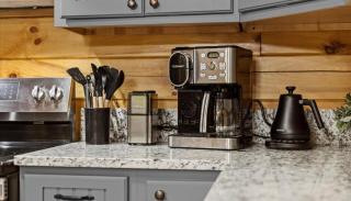 Trails End Cabin- Sauna, Arcade, Hot Tub, Firepit - 1