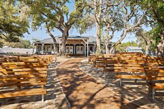 The Claire Hotel - Canyon Lake - 3