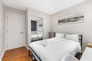 Large 4 Bedroom Home Perfect for Big Groups - Montréal - 1
