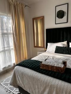 Pebetzel Luxury Home XX2 - Kempton Park - 7