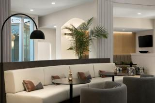 AC Hotel by Marriott Portland Lake Oswego - Lake Oswego - 1