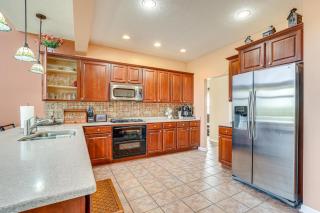The Gathering Place Rushville Home with Hot Tub - Rushville - 4
