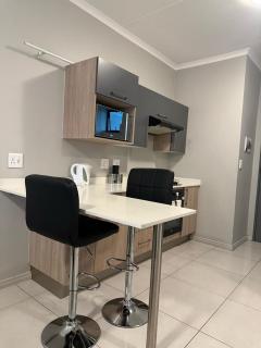 1 bedroom cozy flat - Midrand - 3