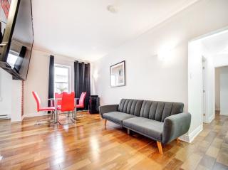 Cozy &Stylish 2Br condo 2min from bell center - Montréal - 6