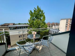 Beautiful Top Floor Apartment with Lake View - Lausanne - 1