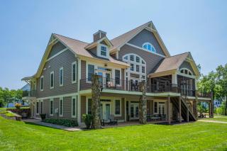 Sunset Shores at Lake Anna Luxury Vacation Rental by B Michaels Escapes - Bumpass - 5