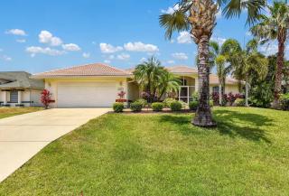 Heated Pool with Freshwater Canal Access & Dock - Coconut Cove - Roelens - 3