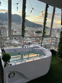 Quito Skyline Suite Panorámica 1303 -Luxury Stay - Quito - 6