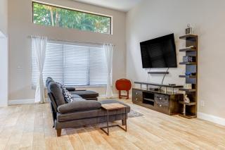 8 Mi to Stuart Beach: Home w/ Pool Access! - 7