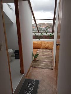 Casa Hotel Pontevedra - cerca a la clínica Shaio, - Bogotá - 1