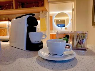 Boutique Guest House - New Reno - Kitchenette-Bathroom-Washer&Dryer - Auckland - 1