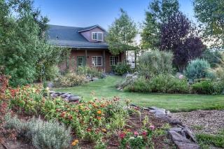 Wildland Gardens Farm House w Private Hot tub - Joseph - 0
