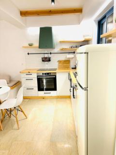 Irene's house in the center of Kos,next to the sea - 1