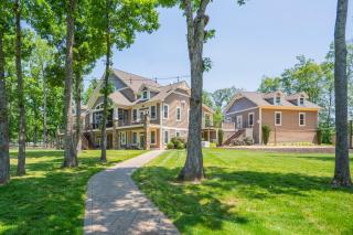 Sunset Shores at Lake Anna Luxury Vacation Rental by B Michaels Escapes - 6