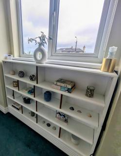 Beachside Bliss 3 Bedroom Retreat with Garden - Bettystown - 3