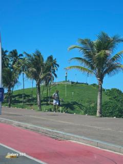 Quarto e Sala de Alto Padrão - Salvador - 2
