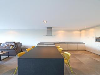 Apartment in Het Zoute with Sea Views - 4