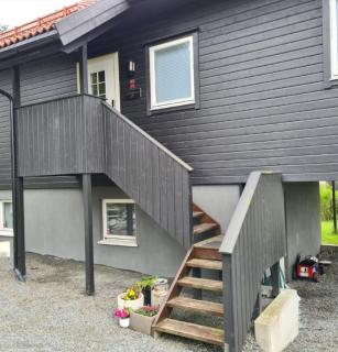 Big Apartment Free parking and Wifi - 9