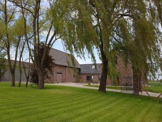 Holiday Home with pond in Poperinge, cleaning included - Beveren - 5