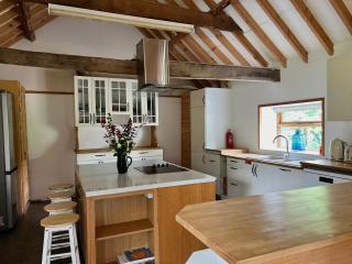 Oyster Barn sleeps six, North Norfolk - Roughton - 6