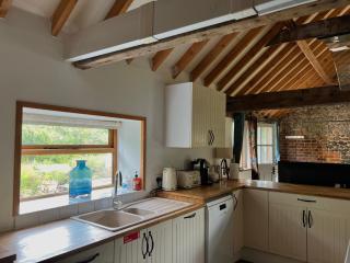 Oyster Barn sleeps six, North Norfolk - Roughton - 2