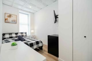 7 bedroom apartment in the heart of downtown Montreal near subway and all amenities - Montréal - 3