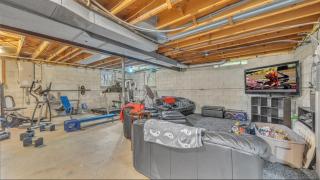 Beautiful private home in the woods BONUS Hot Tub - Plymouth - 9