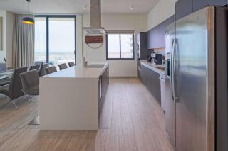 Waves & Views Luxury 3BR Oceanfront Condo - Puerto Peñasco - 3