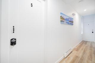 Room n1 in a SHARED apartment in downtown Montreal - Montréal - 2