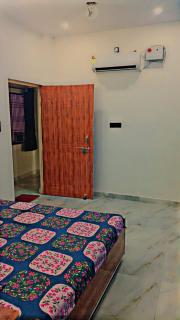 Atharv homestay Near Hanuman Tempal And Saryugath - 5
