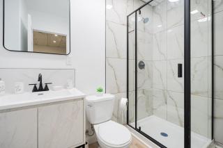 Room n2 in a SHARED apartment in downtown Montreal - Montréal - 3