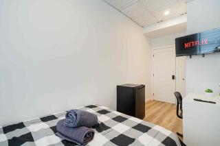 Room n3 in a SHARED apartment in downtown Montreal - Montréal - 0