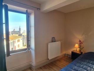 Gîte Spacieux avec Jacuzzi et Animaux Acceptés, Jusqu'à 12 Pers - FR-1-496-341 - 9