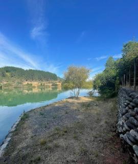 Casa orilla Lago Colbun en Bosque Nativo - Colbún Alto - 5