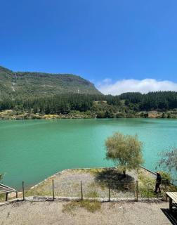 Casa orilla Lago Colbun en Bosque Nativo - Colbún Alto - 4