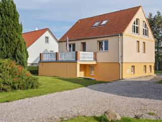 Apartment near Baltic Sea Natural Beach, cleaning included - Gross Schwansee - 2