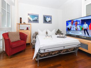 Comforts Near Seaside Charm, cleaning included - 0