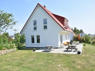 Ferienwohnung mit Trampolin in Hornstorf, cleaning included - Hornstorf - 2