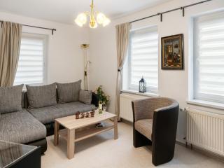 Holiday Home in Saaleck near Wine Region, cleaning included - Naumburg - 9