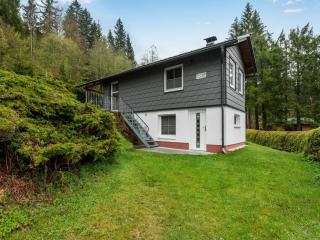 Holiday home near the Oberhof ski resort, cleaning included - Kurort Steinbach-Hallenberg - 9