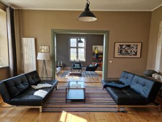 Charming apartment with terrace in Steffenshagen, cleaning included - Steffenshagen - 0