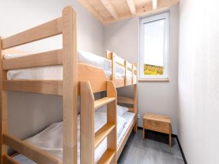 Bungalow near Kronenburger See with Sauna, cleaning included - Hallschlag - 8