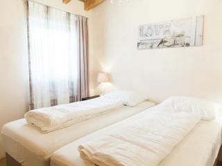 Beautiful Holidayhome with sauna and terrace, cleaning included - Harscheid - 7