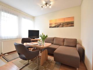Bungalow by Baltic Sea Sandy Beach, cleaning included - Boltenhagen - 4