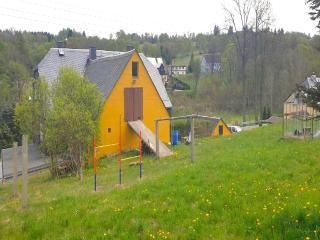Spacious Holiday Home in Bärenstein with Garden, cleaning included - Bärenstein - 5